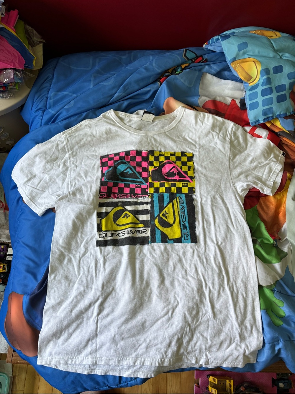 Quiksilver White Tee with Neon Pink Yellow Teal Black Graphic Squares